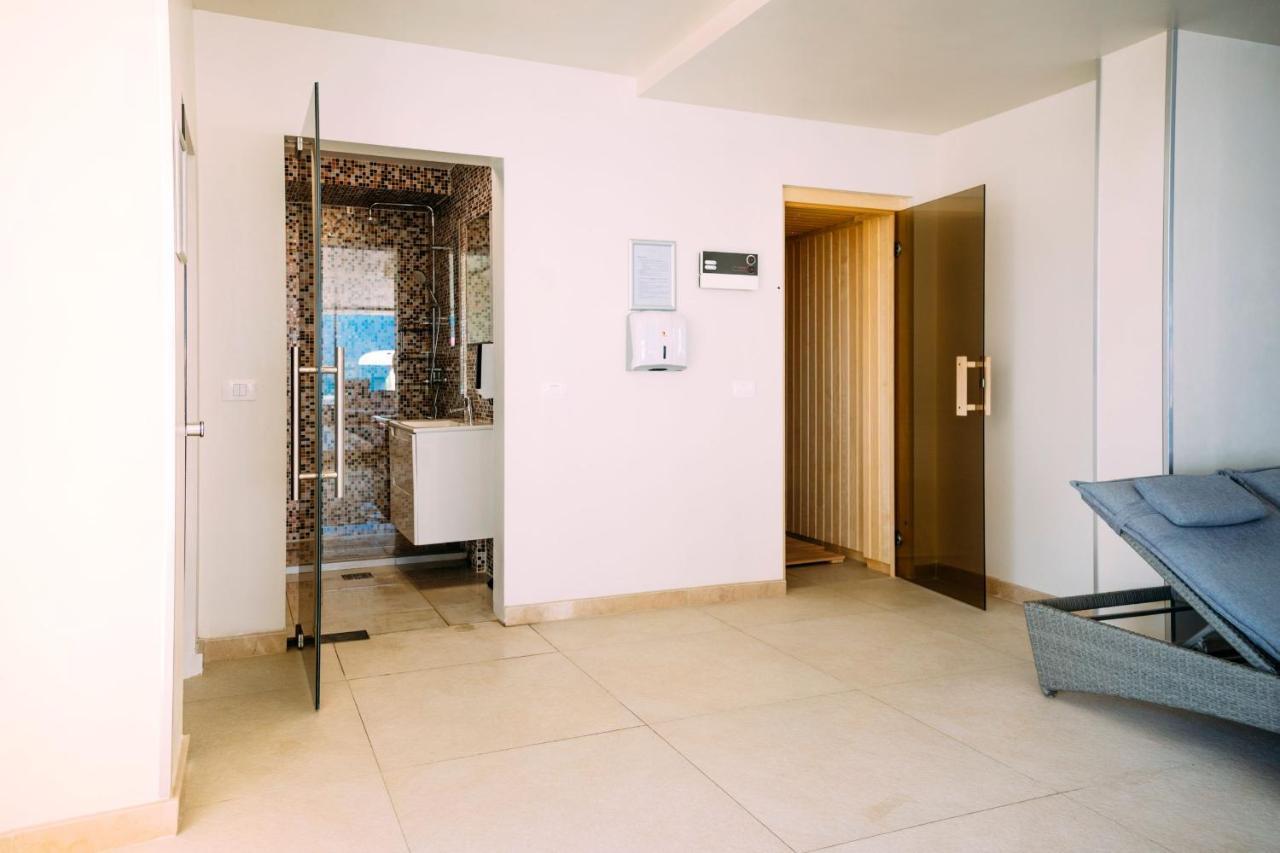 Excentric Apartament & Sea View By Alezzi Năvodari Exterior foto